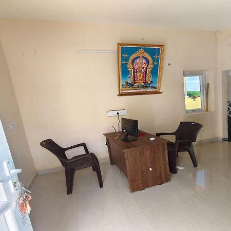 Arumugam Residency Ac Tiruchchendur ภายนอก รูปภาพ