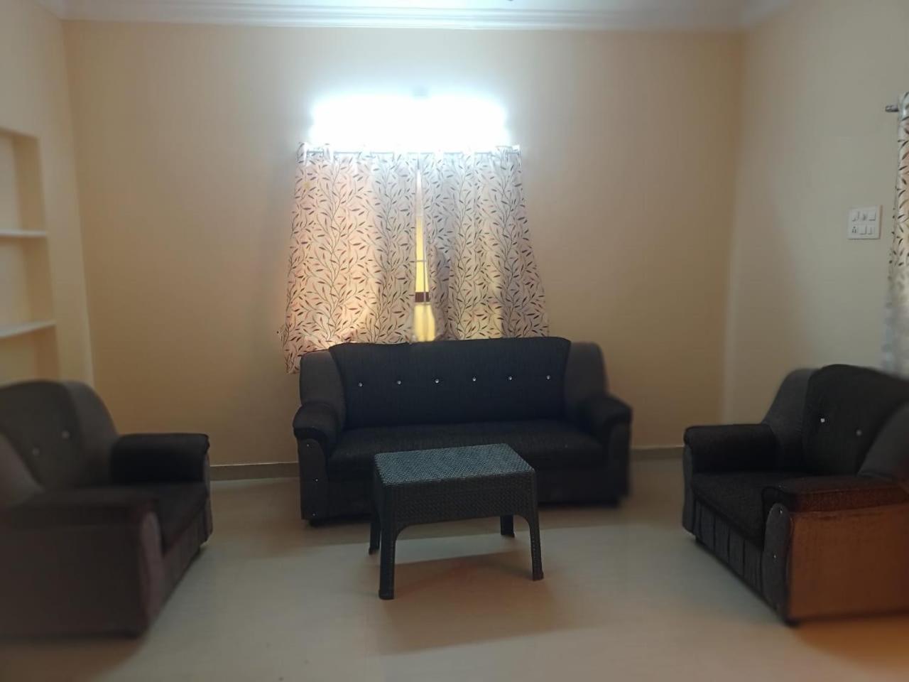 Arumugam Residency Ac Tiruchchendur ภายนอก รูปภาพ