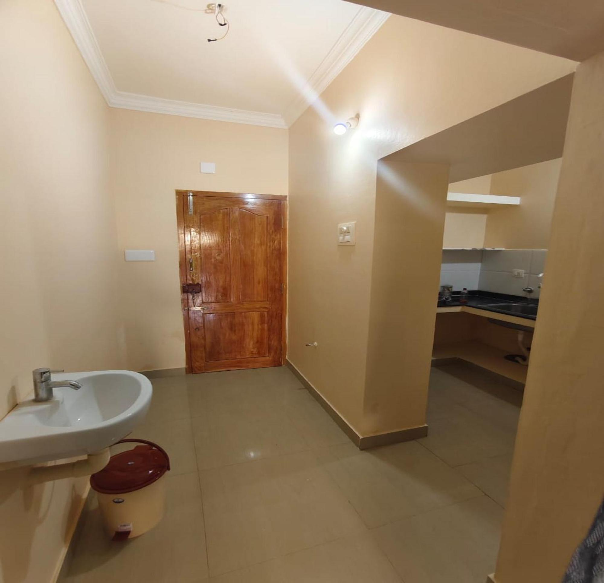 Arumugam Residency Ac Tiruchchendur ภายนอก รูปภาพ